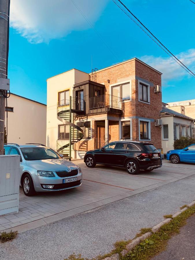 Dvojizbovy Apartman V Blizskom Centre Bardejova Exterior photo